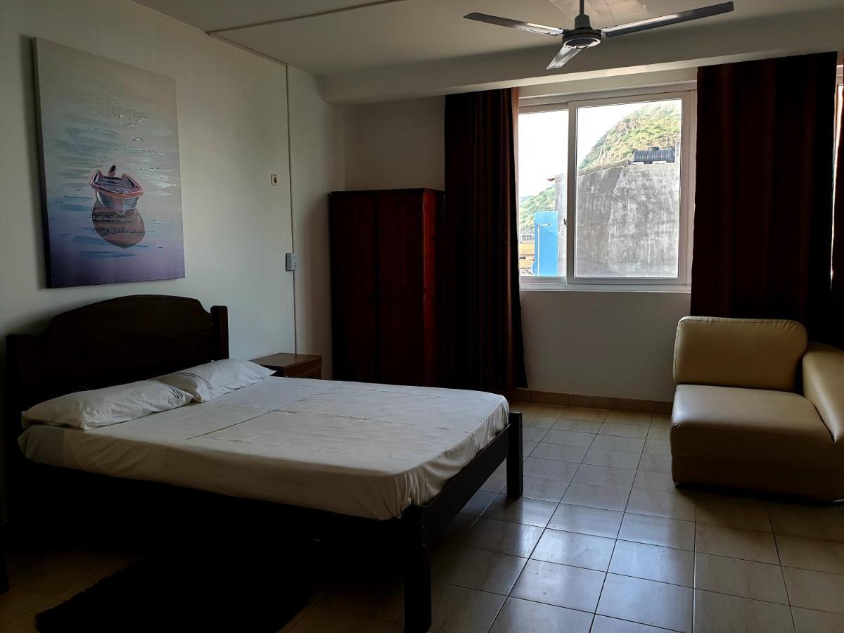 Guest House Mangui Baxu Rooms & Apartment Tarrafal  Dış mekan fotoğraf