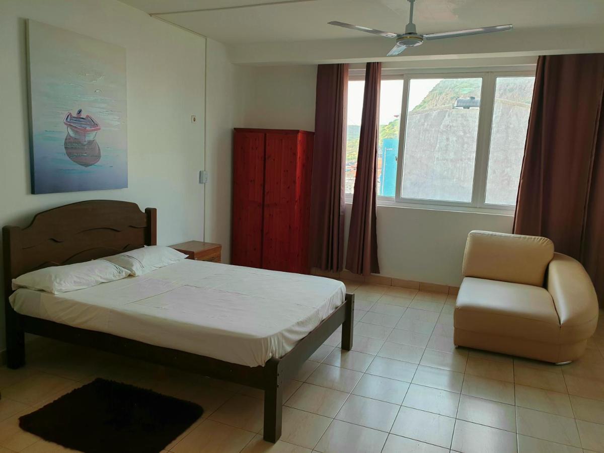 Guest House Mangui Baxu Rooms & Apartment Tarrafal  Dış mekan fotoğraf