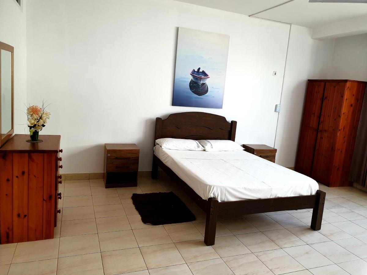 Guest House Mangui Baxu Rooms & Apartment Tarrafal  Dış mekan fotoğraf
